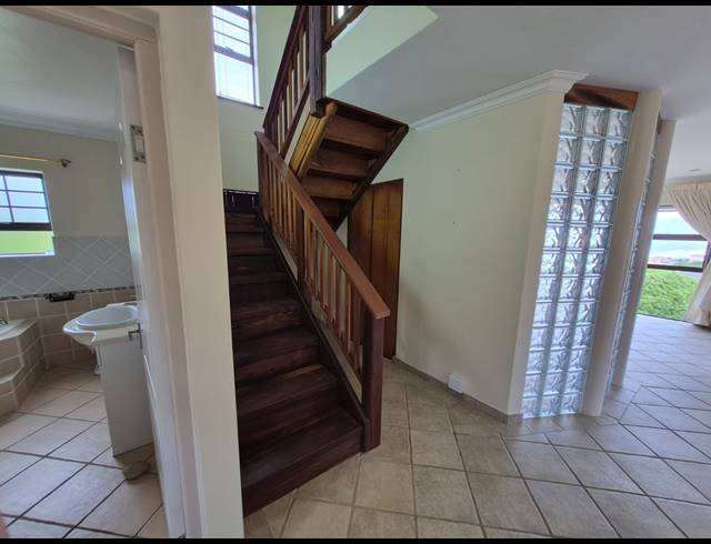 4 BEDROOM HOUSE FOR SALE IN DANA BAY